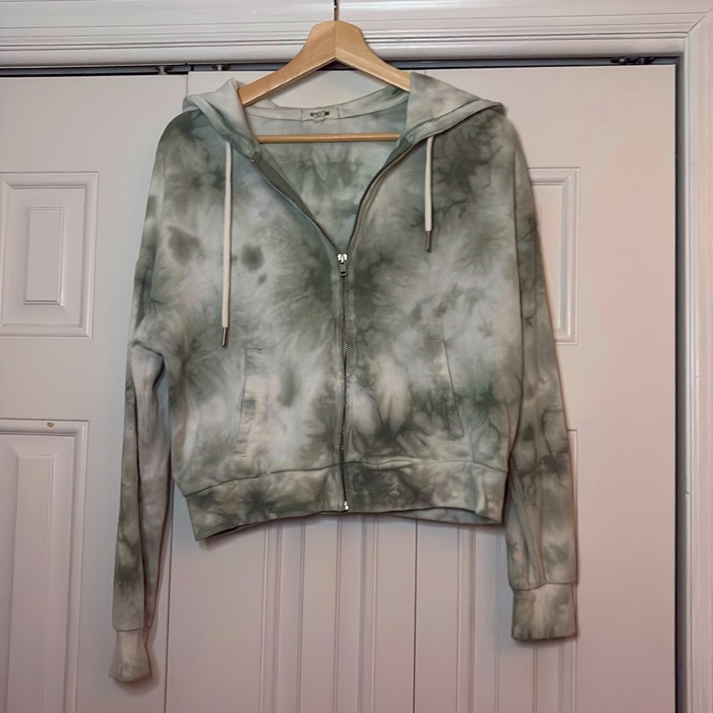 Garage lightweight  Zip up